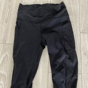 Lululemon Crop tights Two side drop-in pockets
